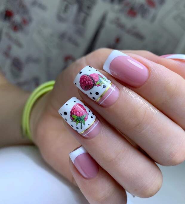 Нежный и изысканный французский маникюр