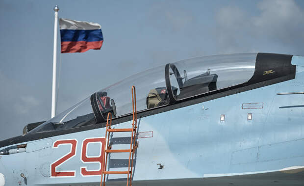Истребитель ВКС РФ СУ-30 СМ на авиабазе "Хмеймим" в Сирии
