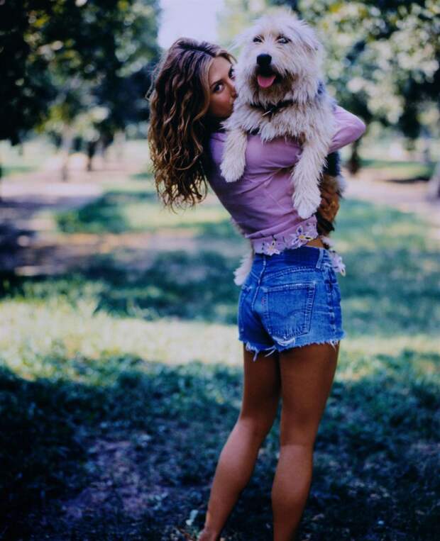 20 Celebrities With Labradoodles | The Paws