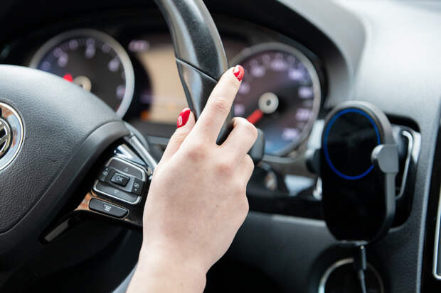 Тулякам назвали препараты, при которых нельзя садиться за руль