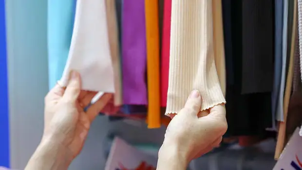 Историк моды назвал главные женские ошибки при выборе одежды