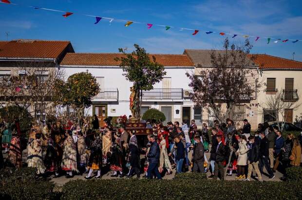 Фестиваль Carantonas в небольшом испанском городке