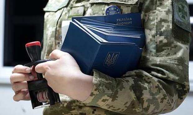 Найден источник пополнения российских чиновников