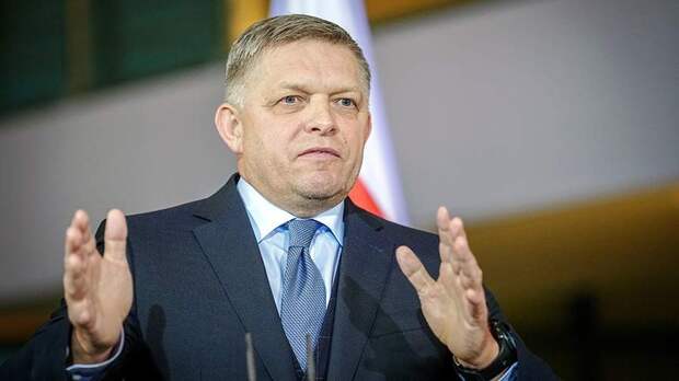 Фицо назвал бессмыслицей попытки ослабить Россию через конфликт на Украине