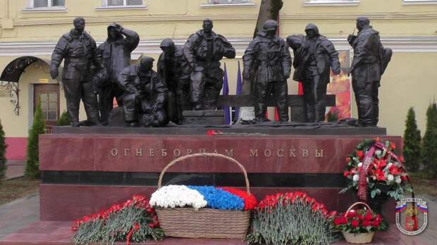Фото: пресс-служба МЧС по ЮВАО Фото: пресс-служба МЧС по ЮВАО