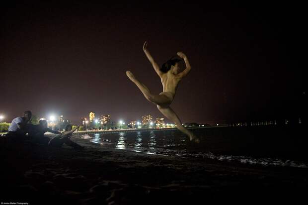 Dancers-Among-Us-skinnydipping-in-Chicago-Marissa-Horton