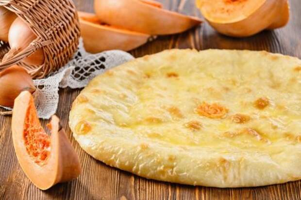 Осетинский пирог с тыквой и сыром