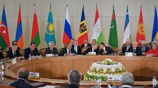 Эксперт оценил отказ Украины от участия наблюдателей СНГ в выборах