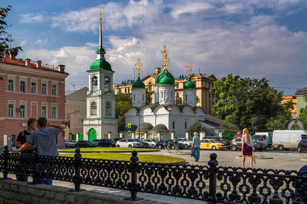 10 улиц Москвы, названия которых не понимают сами москвичи