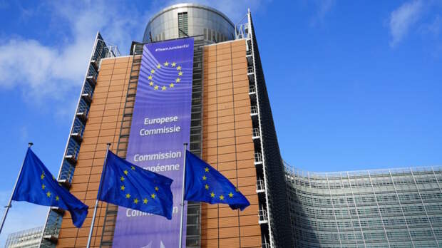 Еврокомиссия отказалась финансировать проект милитаризации восточного фланга ЕС из своих средств