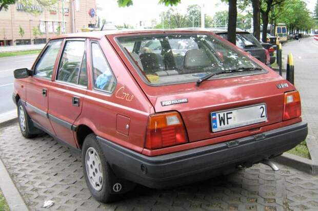 FSO Polonez, построенный на базе Fiat 1967 года.