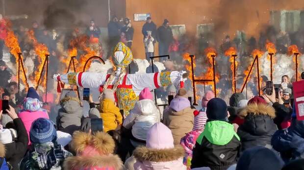 Петербург потратит на празднование Масленицы почти в шесть раз больше Москвы