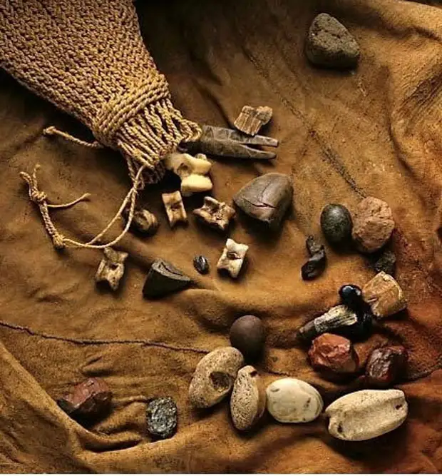 divination-stone-2