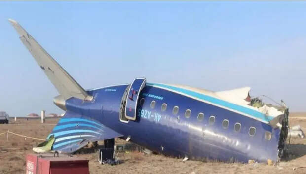 Казахстан представил предварительный отчёт о крушении лайнера Azerbaijan Airlines в Актау