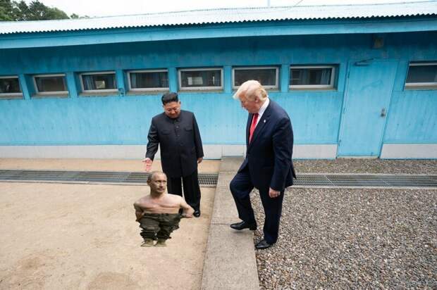 Недавняя встреча Трампа с Ким Чен Ыном обросла толстым слоем фотожаб визит трампа в корею, ким чен ын, мемы, политика, трамп, фотожабы