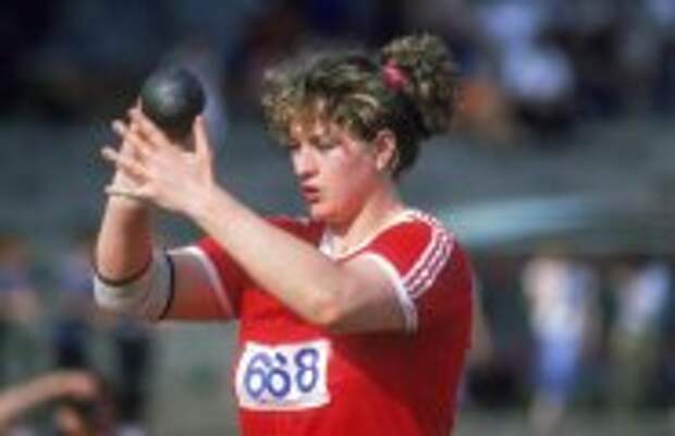 История и археология: Как самая сильная женщиной в СССР создала семью чемпионов и почему укатила в Париж: Как выглядит дочь Натальи Лисовской