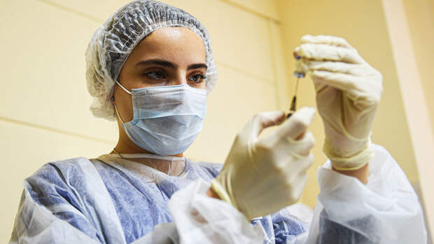 Зачистка рынка вакцин: Атака Запада на "Спутник V" – удар по России