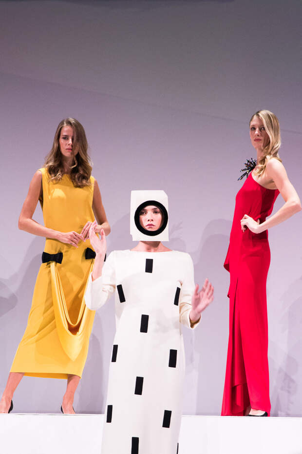 Показ в честь 70-летия Дома Pierre Cardin, 2021