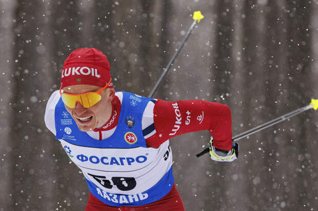 Большунов обогнал Коростелева в гонке в финале Кубка России