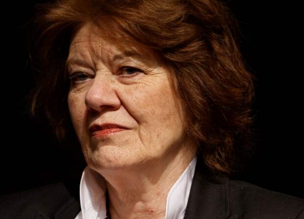 Умерла отсидевшая за убийство автор триллеров Энн Перри