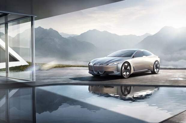 BMW в свою очередь стоит задуматься о создании флагманской модели по мотивам концепт-кара BMW i Vision Dynamics — беспилотный минивэн чем не расширение производственной гаммы? авто, автодизайн, автомобиля, автофургон, микроавтобус, минивэн, прикол, фургон