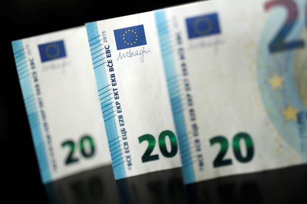 Внешнеторговый профицит еврозоны в сентябре вырос до 7,3 млрд евро
