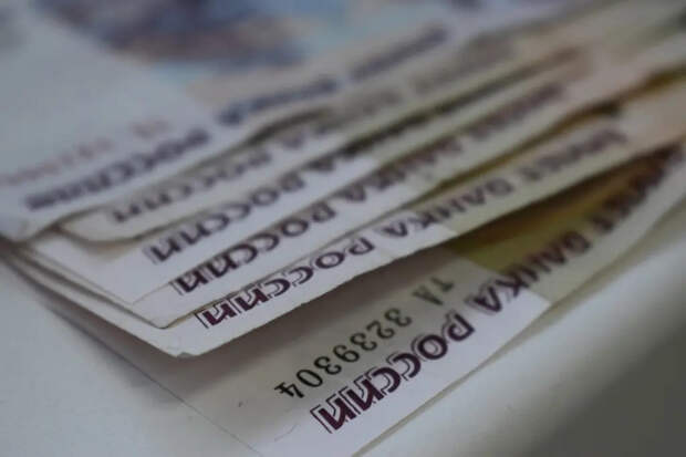 Бывший главный инженер украл у работодателя через бонусы почти полмиллиона рублей