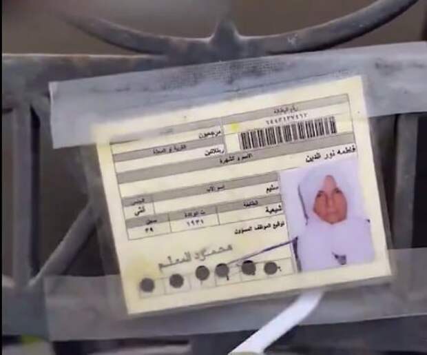 ‼️🇮🇱🏴☠️ Израильские военные грабят дома в Ливане и снимают происходящее на