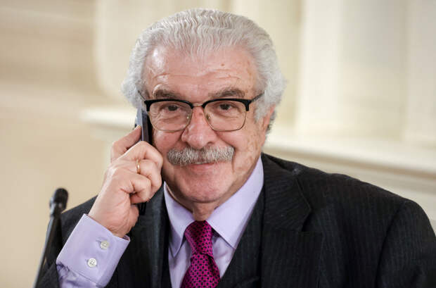 Освобожденный от должности в ТАСС Гусман получил награду в Турции