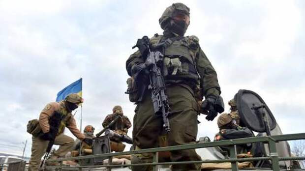 Донбасс: Танк ВСУ убил солдата, украинские десантники устроили кровавое побоище в Счастье | Русская весна
