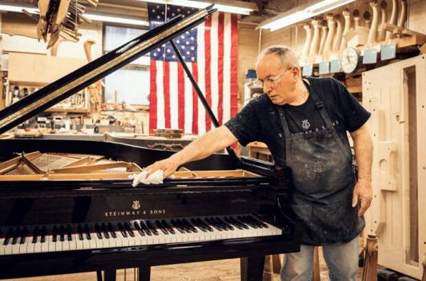 Экскурсия в мастерскую для изготовления пианино Steinway