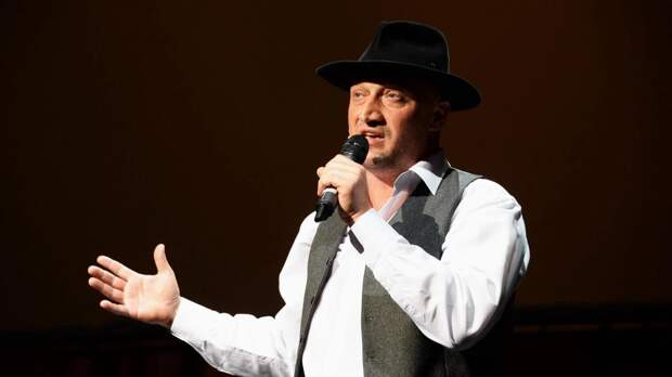 Гоша Куценко вспомнил, как впервые встретил Брюса Уиллиса, будучи абсолютно голым: «Вот такое было знакомство»