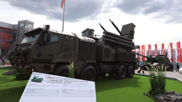 Модернизированный зенитный ракетно-пушечный комплекс «Панцирь-СМ» 