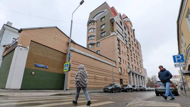 «Совсем не по-человечески»: адвокат Лурье высказалась о выселении Долиной