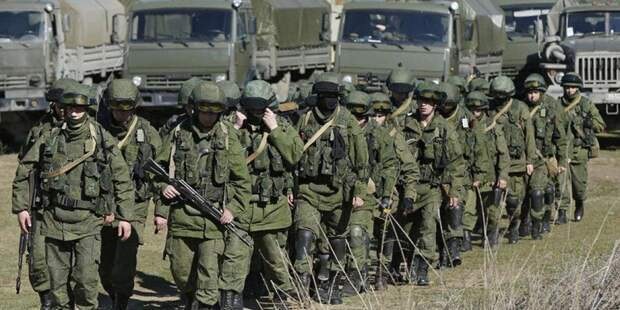 Кремль: группировка Вооруженных сил РФ у границ Украины никому не угрожает
