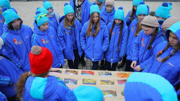 Артековцы представили свои регионы на тематическом дне «Мосты дружбы: празднование Единства»