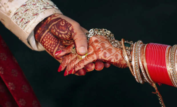 Муж пришел домой и выяснил, что жена прихватила все деньги и ушла