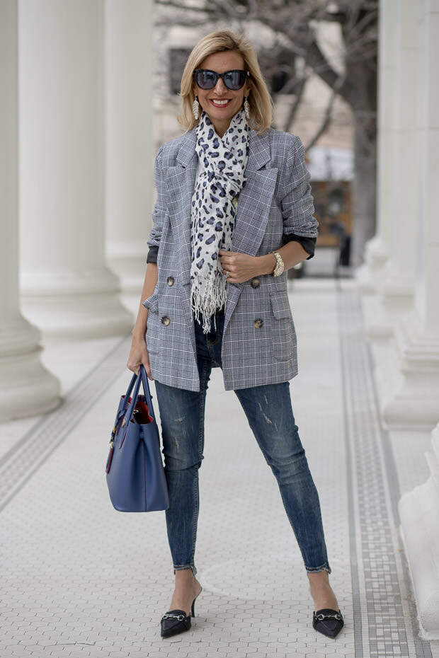 heather gray feather print graphic top with Plaid Blazer