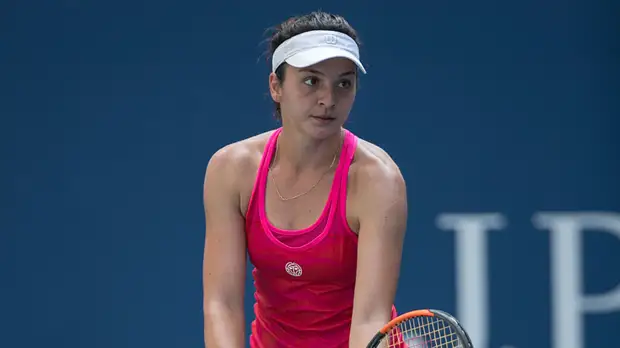 Российская теннисистка Гаспарян победила Бартель в полуфинале турнира в Ташкенте