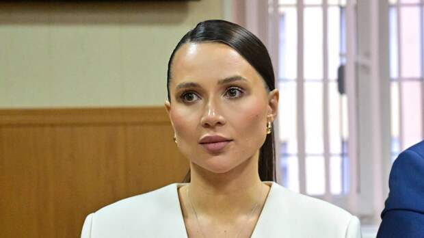 Суд отменил домашний арест Лерчек из-за ее онкологии