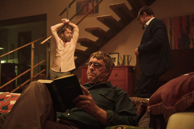 Владимир Вдовиченков и Нонна Гришаева сыграли бывших аферистов на пенсии Владимир Вдовиченков и Нонна Гришаева сыграли бывших аферистов на пенсии