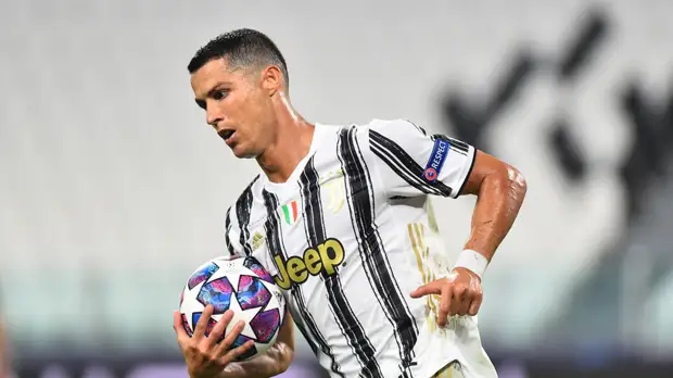 Источник рассказал, с какими клубами вёл переговоры агент Роналду