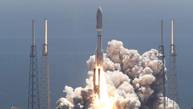 Запуск ракеты-носителя Atlas V. Архивное фото