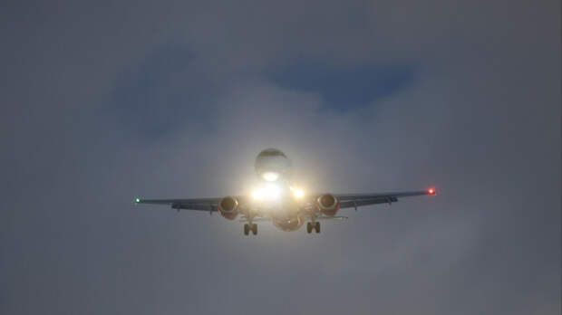 Минтранс сообщил о вывозе 12 тысяч россиян из ОАЭ и Омана за три дня