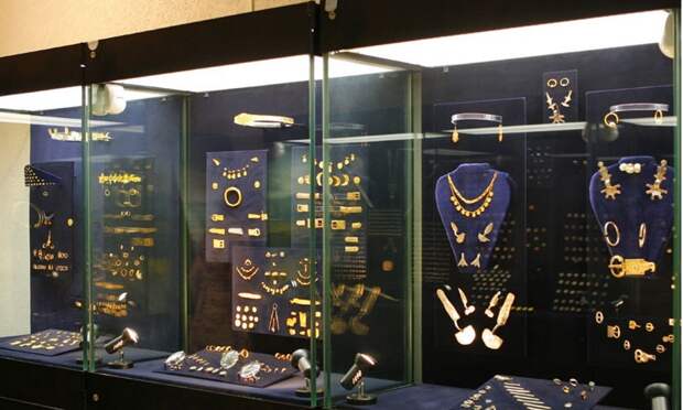 Если бы боспорское золото не было утрачено, оно бы и сейчас украшало один из выставочных залов Керченского историко-археологического музея. / Фото: www.grifon-tur.ru