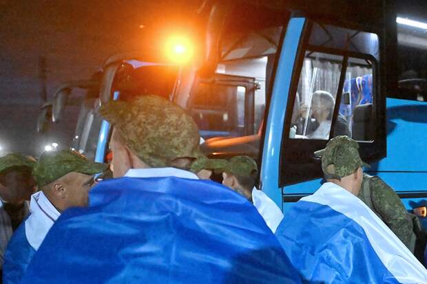 Москва и Киев обменялись пленными по формуле 200 на 200