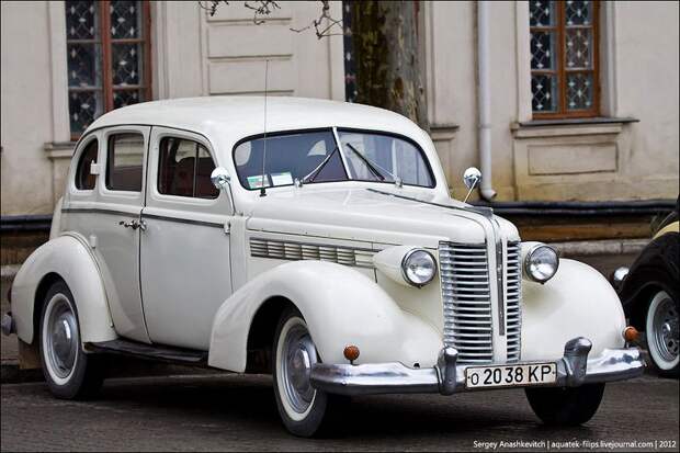 Автомобили, прошедшие сквозь время (31 фото)