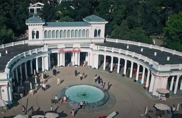 Театральный сезон под открытым небом стартовал в крупнейшем нацпарке Европы