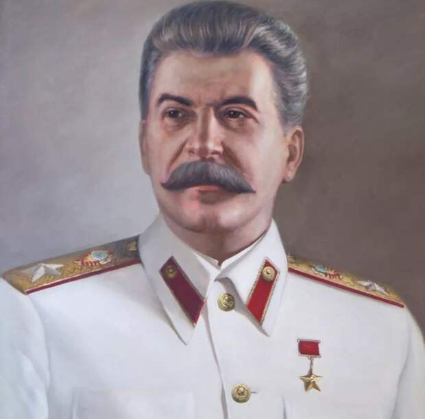Генералиссимус Сталин: как он им "невольно" стал