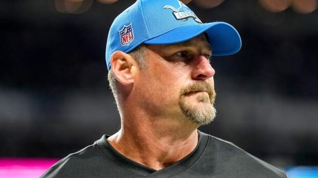 Detroit Lions head coach Dan Campbell